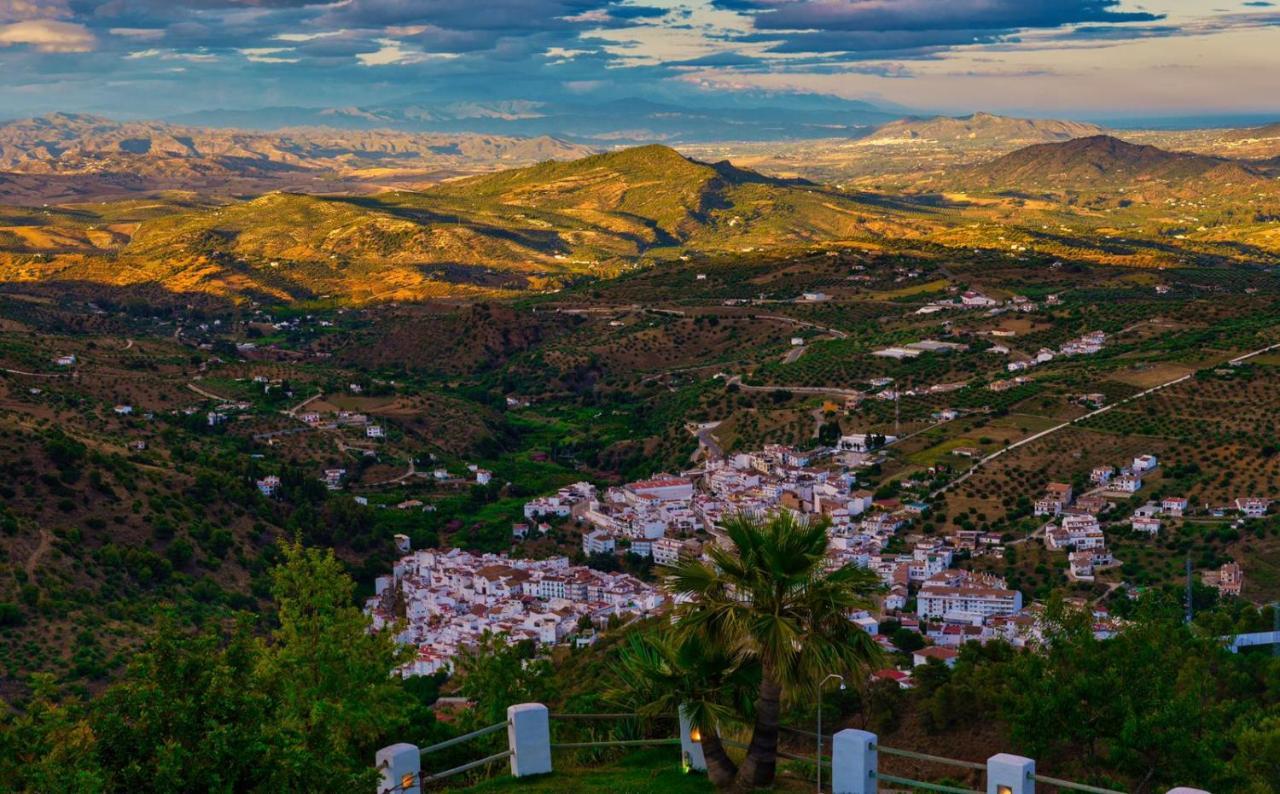 Cerro De Hijar Hotel Tolox Exterior foto