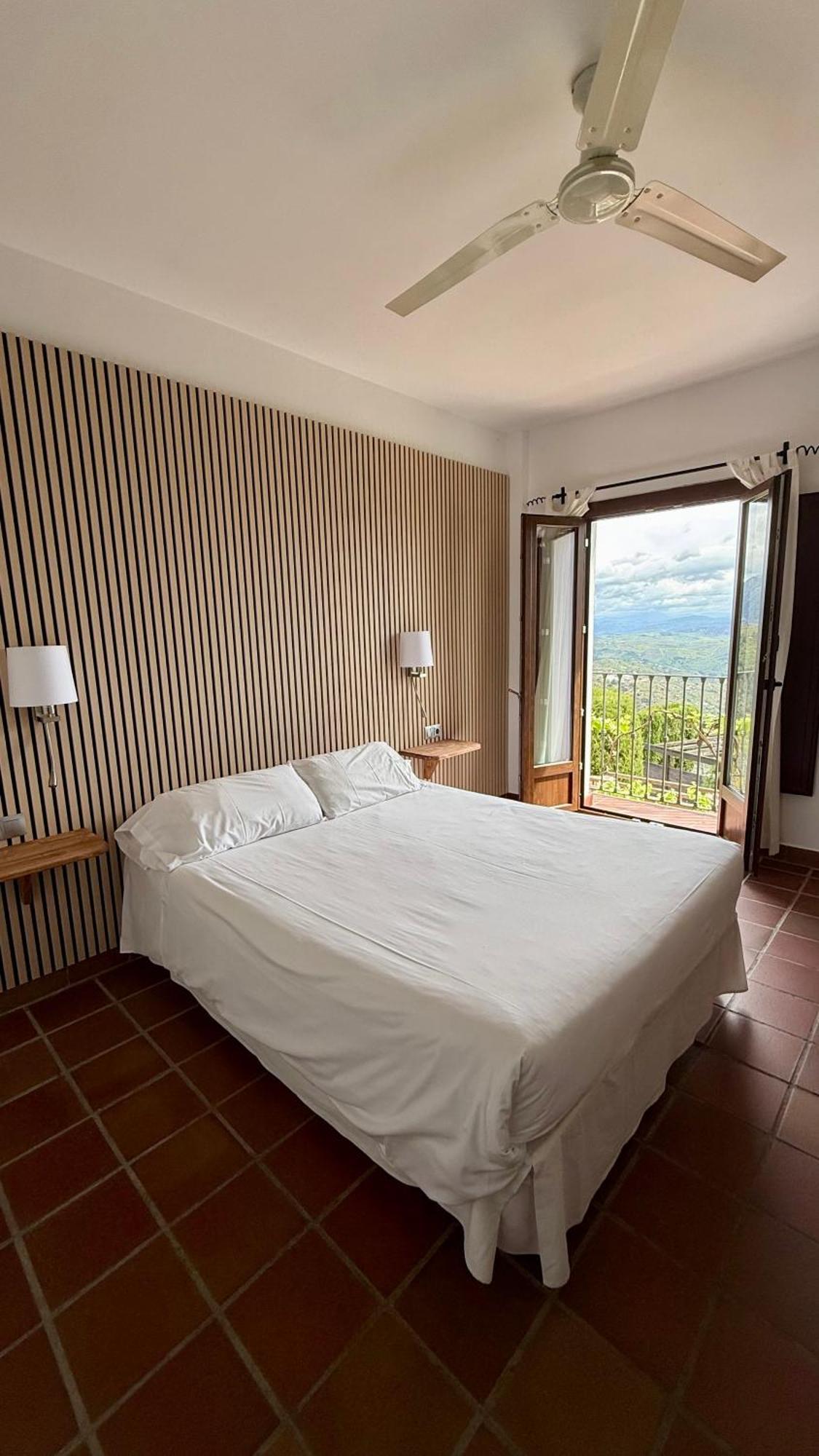 Cerro De Hijar Hotel Tolox Exterior foto